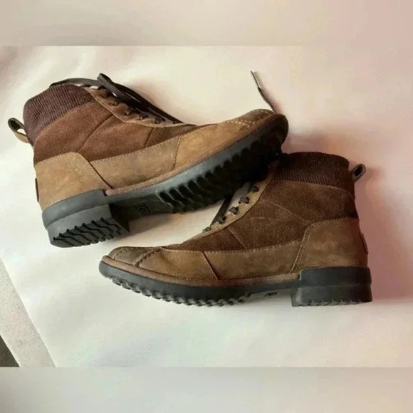 UGG Cayli Coconut Shell Rain‎ Boot Lace up Duck Bootie Women's US Size 7 Winter - Picture 6 of 12